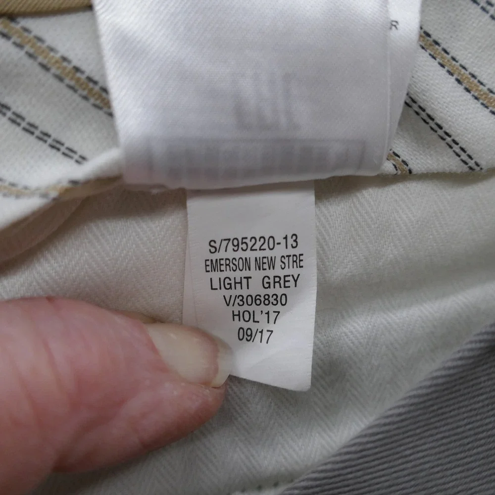 Banana Republic movement chino